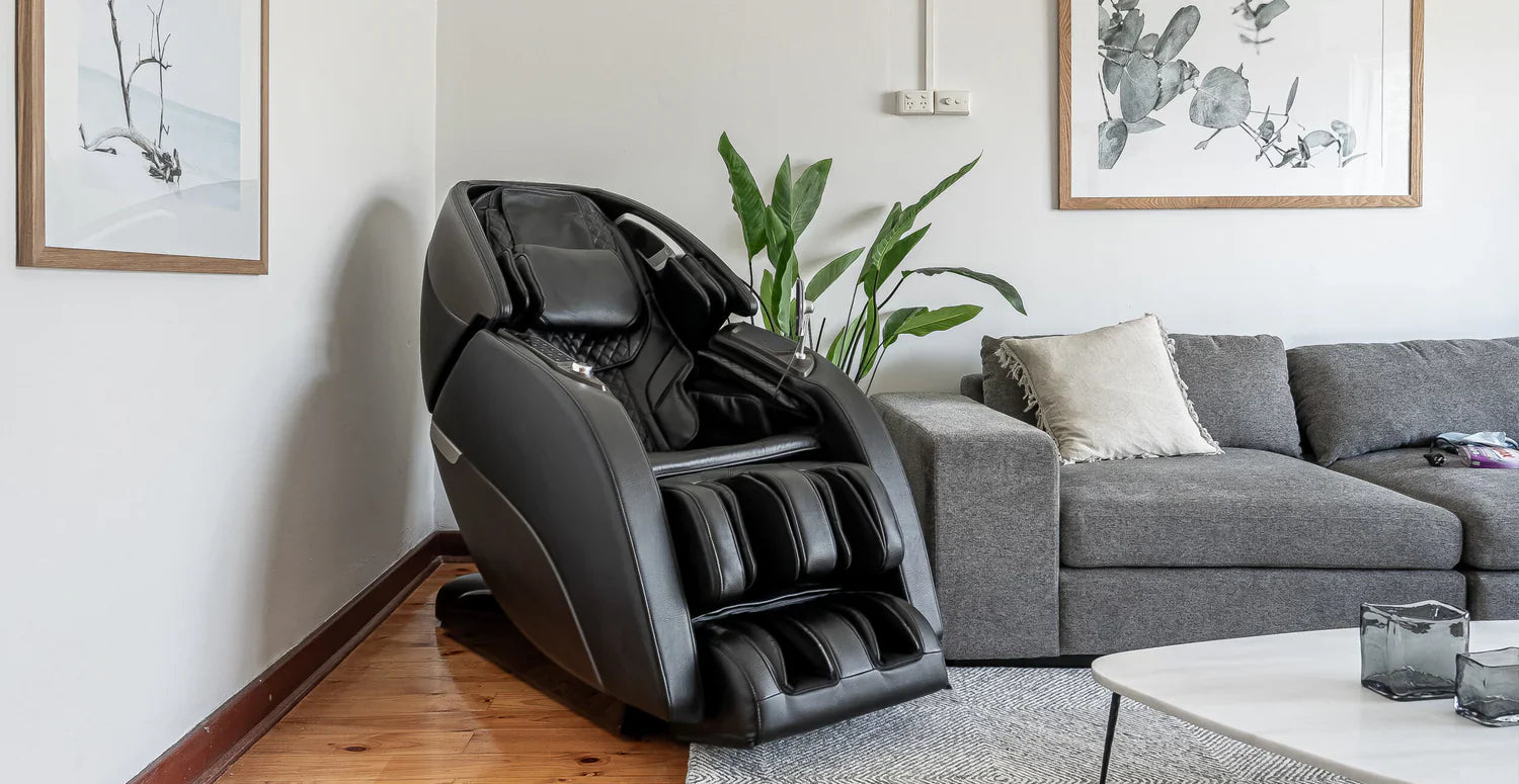 កៅអីម៉ាស្សា ប្រៀបធៀបនឹងម៉ាស្សាប្រពៃណី តើមួយណាដែលល្អសម្រាប់សុខភាព?